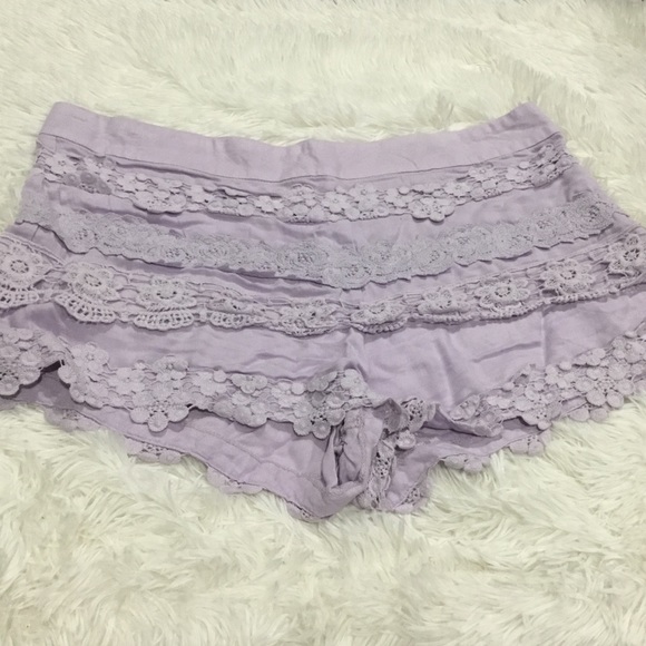 Soiemio Pants - Soiemio Purple Lace Shorts